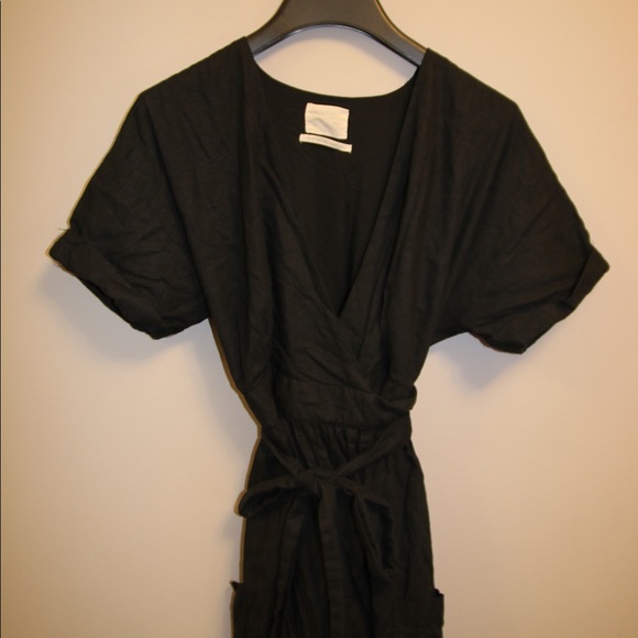 UO | Linen Wrap Black Dress | XS - Picture 6 of 11